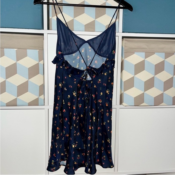 M. Zara FLORAL PRINT DRESS - Picture 2 of 7